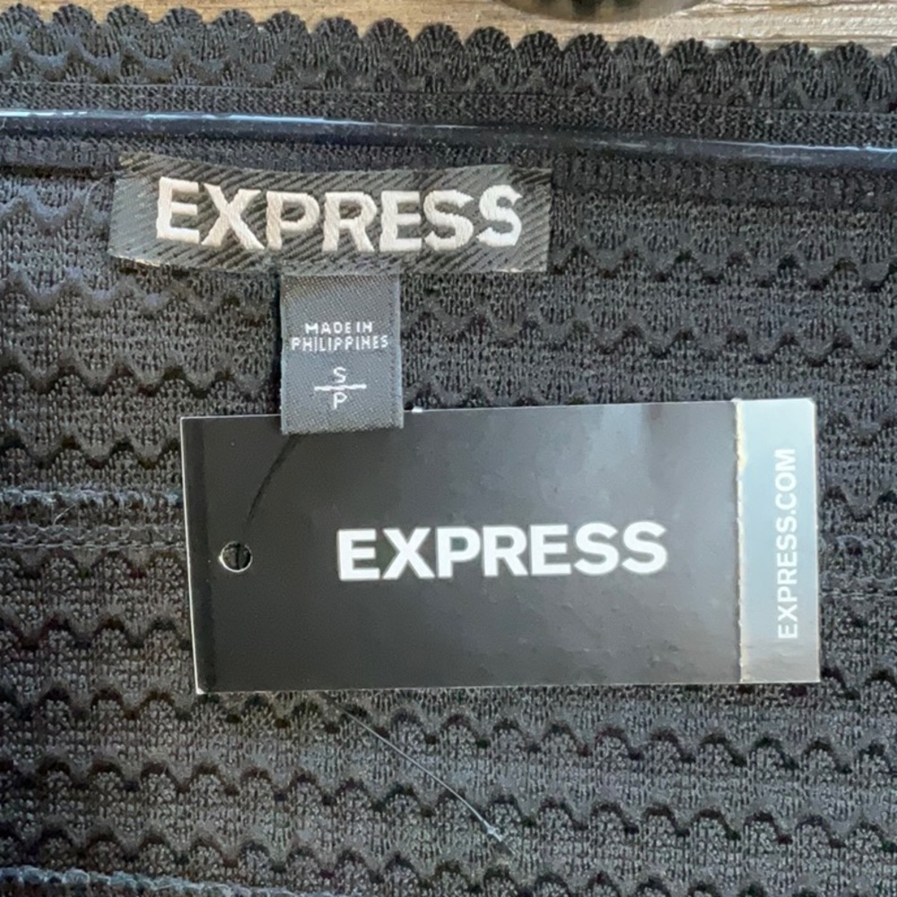 EXPRESS dress 👗 - Picture 9 of 10